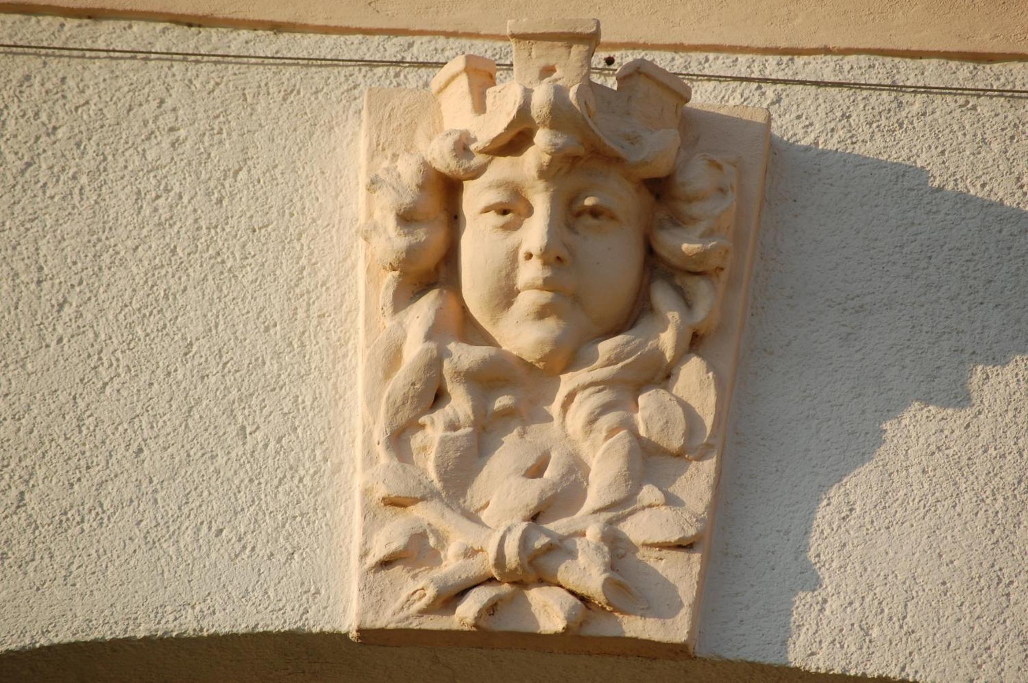 לינה וארוחת בוקר סופרון Fenyes Vinorium מראה חיצוני תמונה